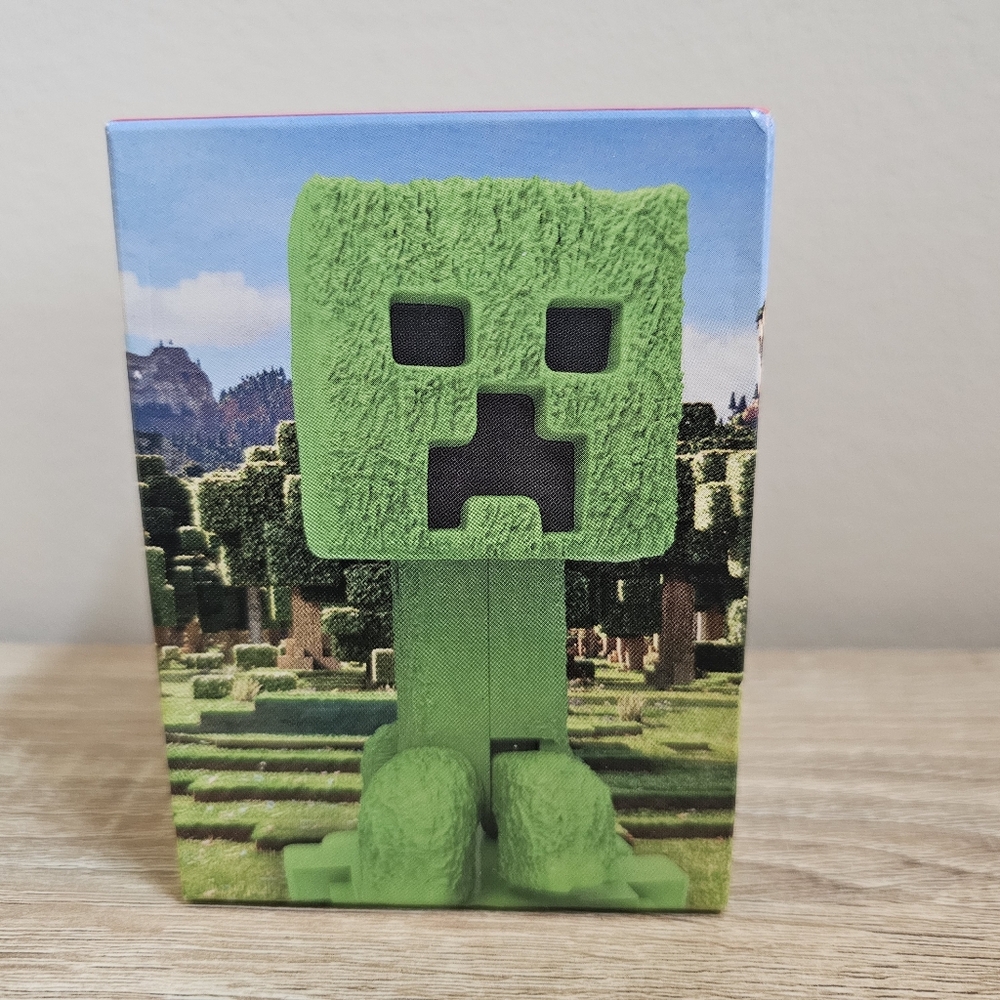 SEALED New Minecraft McDonald's Happy Meal Creeper Collectible Toy 🟩
